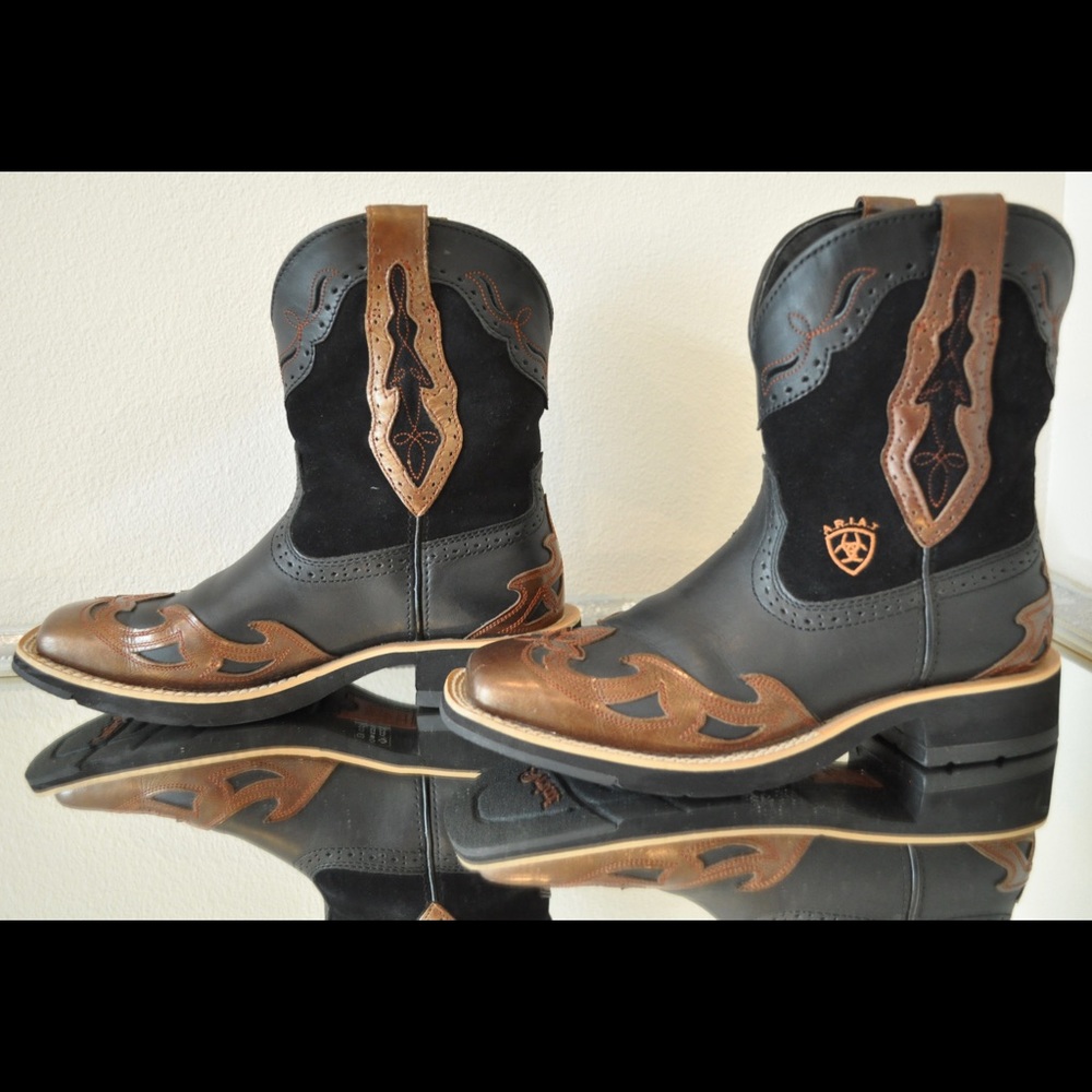 Ariat Fat baby Toffee Riata wide square toe
